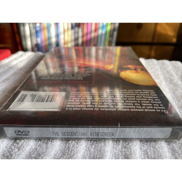 The Descent - Original Unrated Cut (DVD, 2005, Widescreen) NEW - Picture 3 of 3